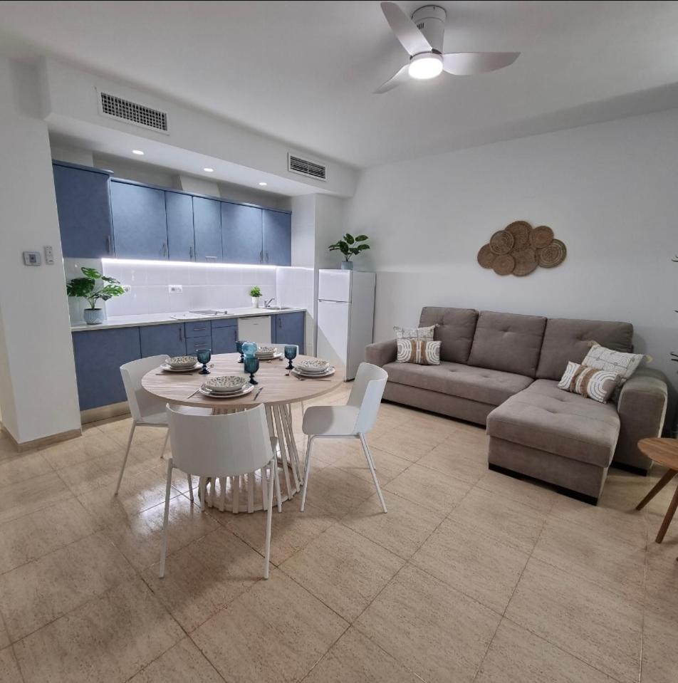 Apartamentos Venta Lanuza, El Campello Luaran gambar
